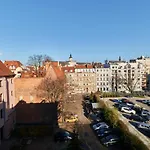 Kotlarska Market Square Apartment With Airconditioning By Noclegi Renters